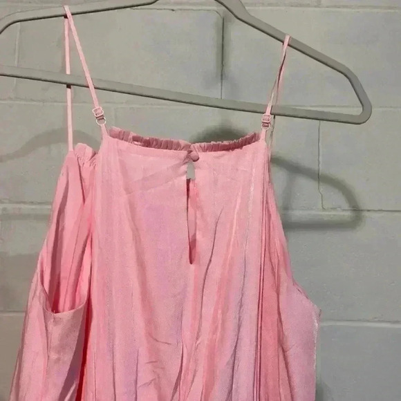 Bar III Tie Waist Halter Dress Large Bubblegum Pink Ruffle Feminine Party Tiered - Picture 5 of 8